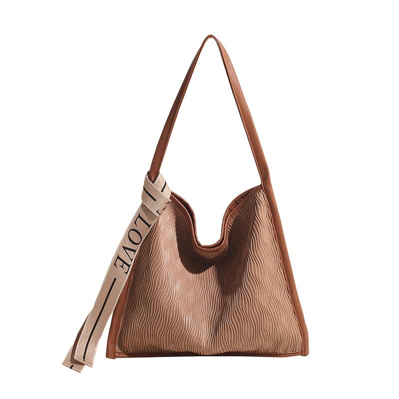 Модная плиссированная сумка большой вместимости женская 2025 новая универсальная сумка через плечо высококачественная текстура простая деловая сумка-тоут
