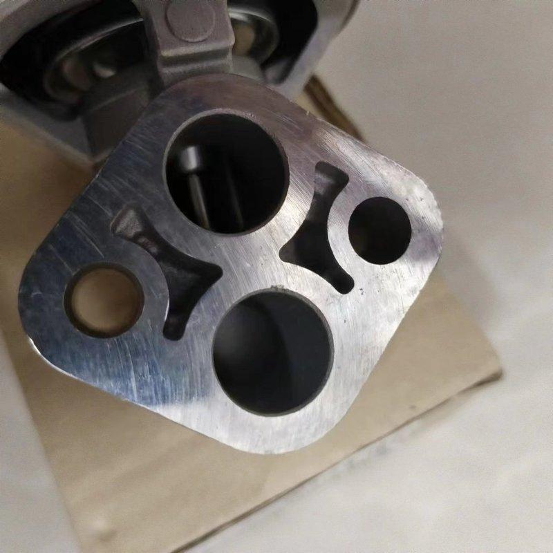 Car Exhaust Gas Recirculation EGR Valve For Mitsubishi Dodge Chrysler 6G72 6G75 3.0L 3.5L MD199283