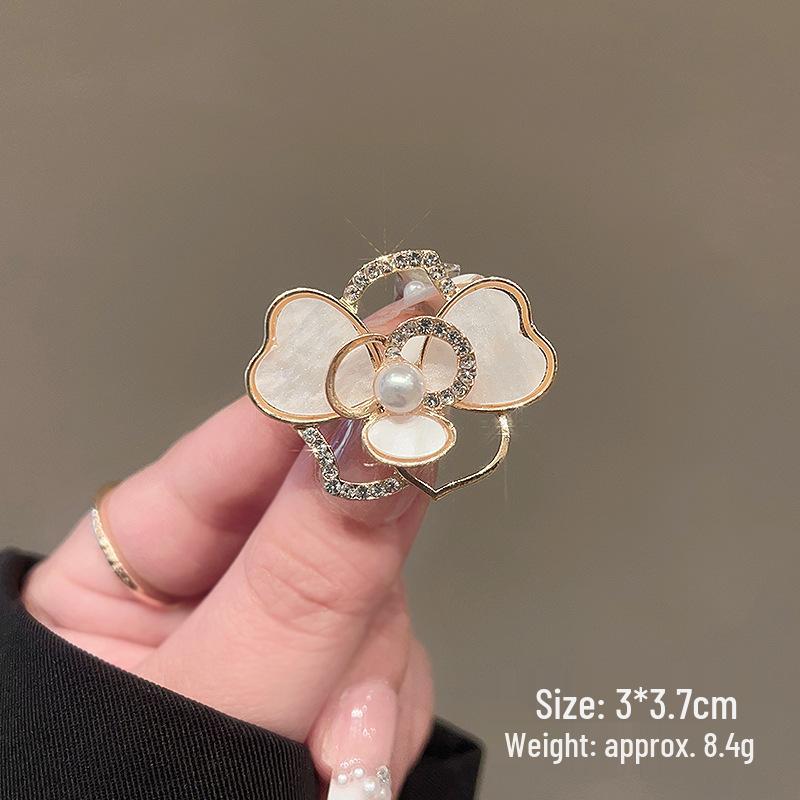 Exquisite Butterfly & Rose Camellia Brooch - Elegant Flower Corsage for Women's Suit Coats