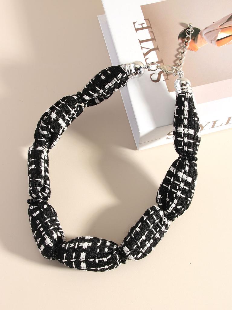 Модные ожерелья для женщин. Ювелирные изделия