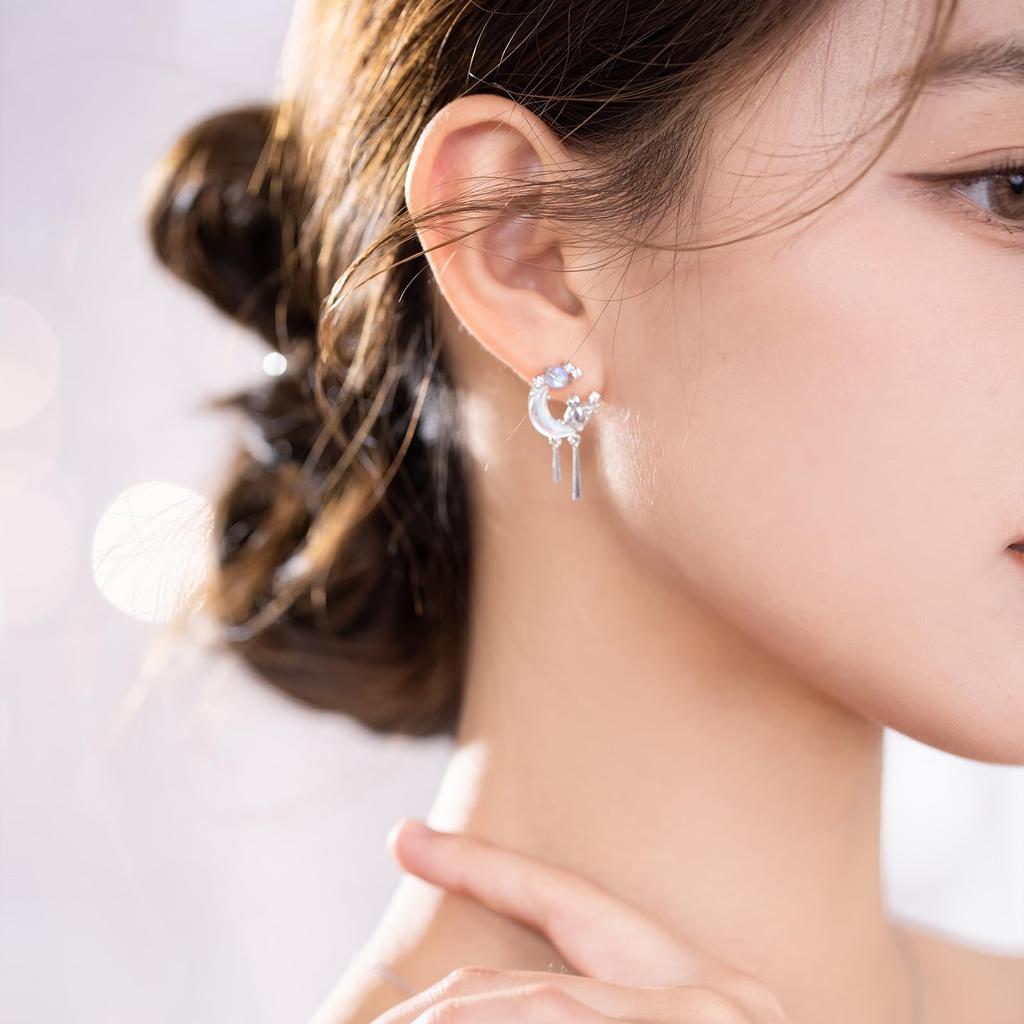 Серьги Мотив кошки камень Цирконий украшение Платиновая отделка серебро 925 пробы материал Совместимо с аллергенами на металлы Подарок на день "Silver Thunder" женский