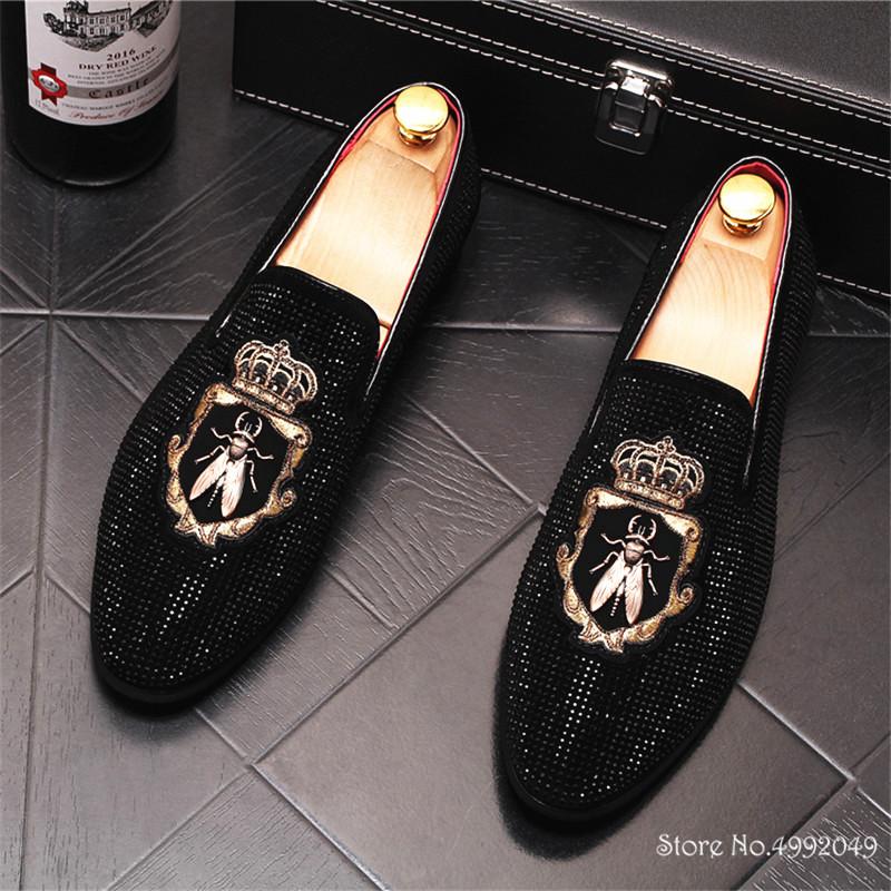 Fashion NEW Pointed Toe Embroidery Rhinestone Flats Shoes For Men Male Wedding Dress Prom Homecoming Shoes Zapatos Hombre Vestir