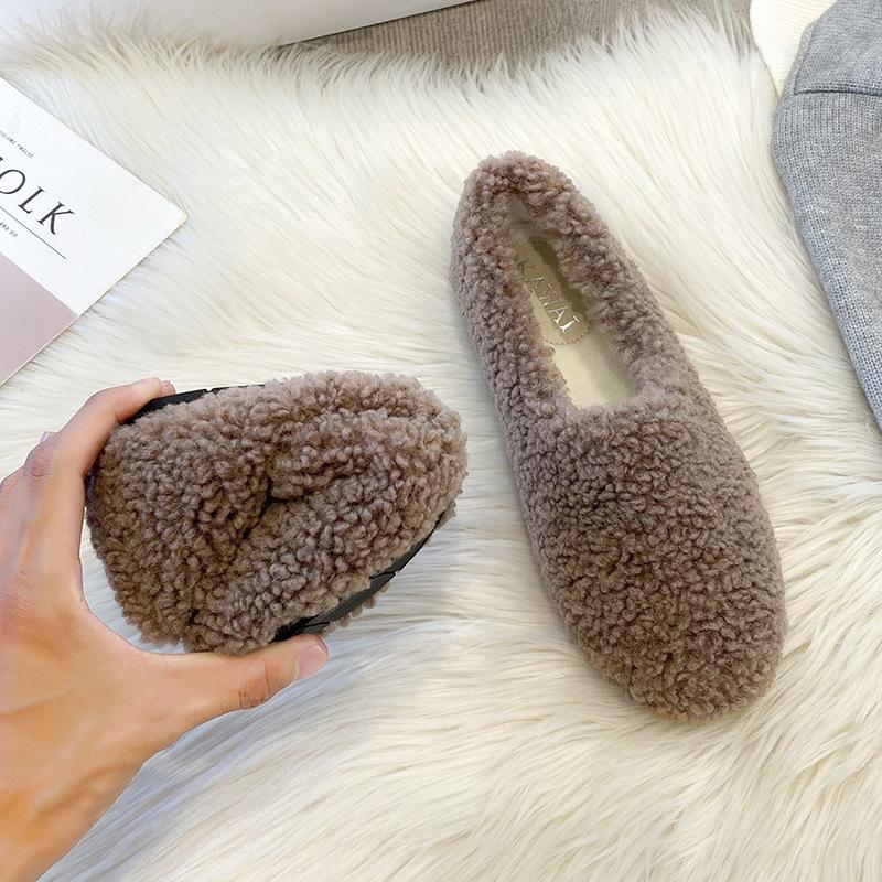 Lambwool Moccasins Femme Winter Cotton Shoes Women Warm Plush Loafers Comfy Curly Sheep Fur Flats Woman Large Size 40-43