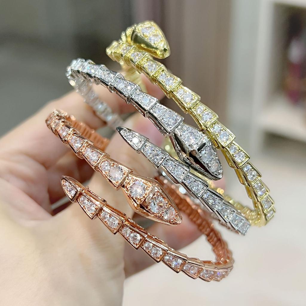 Высокая мода, легкая роскошь, браслет с высоким костным элементом и модным открытием, полностью инкрустированный цирконами в форме кости