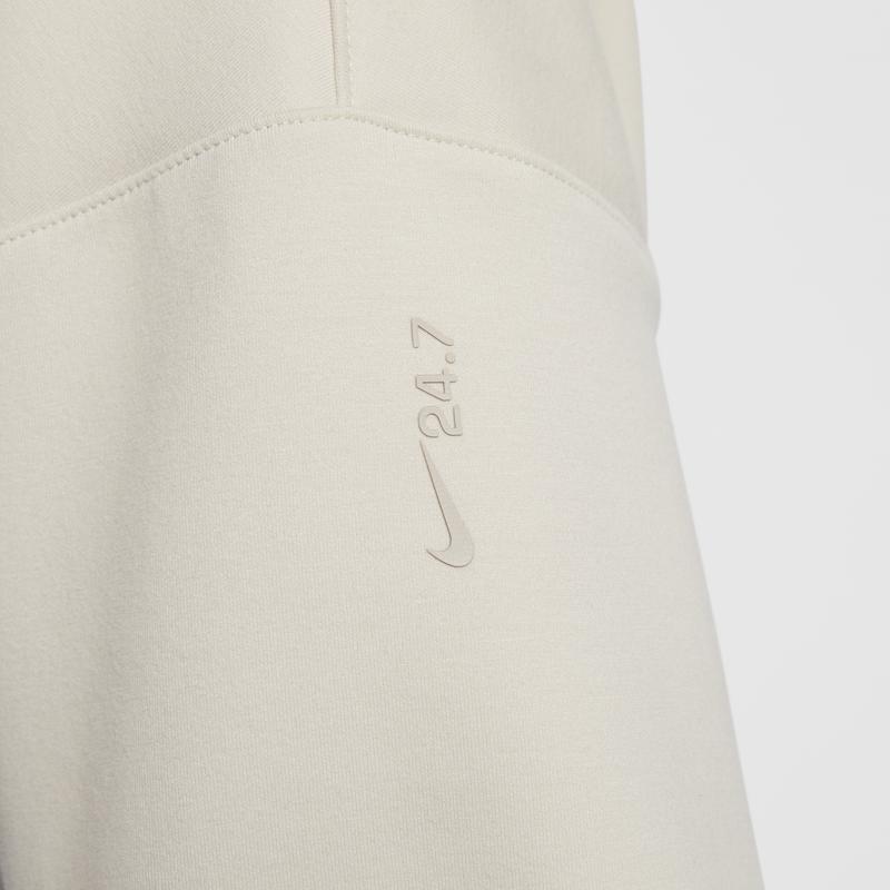 Nike Dri-Fit Оверсайз 24.7 Невероятно Мягкий Быстросохнущий Однотонный Свитшот с Длинным Рукавом Женский свитшот Светло-Коричневый Светло-Железо-Рудный-Серый HQ8189104