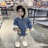 Джинсовое пальто с капюшоном и бархатной подкладкой для девочек на осень/зиму
