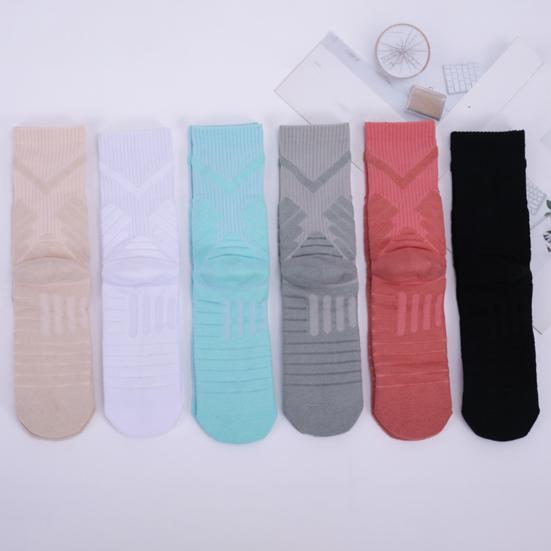 Basketball Socks for Men Boys Cotton Athletic Cushioned Crew Socks Breathable Performance Socks for Sports Running