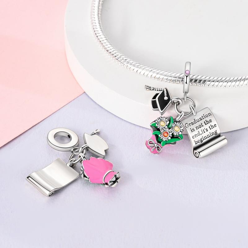 New Arrivals Heart Metal Graduation Charm Fits Bracelet & Necklace Copper Graduation Jewelry Gifts Pendant