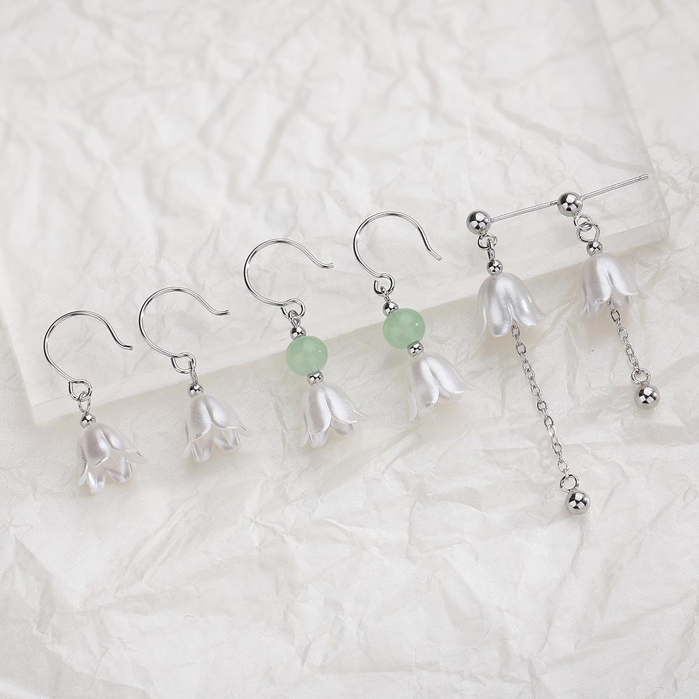 Оригинальный дизайн Sense Цветок Ландыша Серьги-крючки Ретро Чай Темперамент Цветок Бахрома Асимметричные серьги Хотан Нефрит