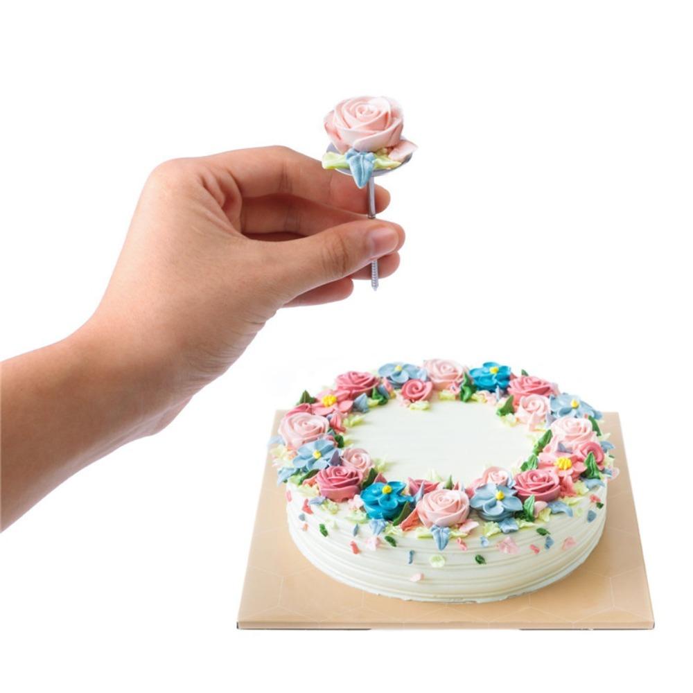 52pcs Pattern Chart Included Piping Nozzles Set Numbered Tips Baking Tools Set Beginners