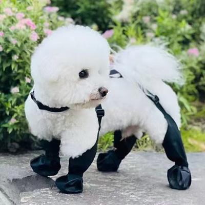 Подтяжки для собак соединенные с ботинками, Дождевые ботинки для собак, Водонепроницаемые ботиночки для щенков, Регулируемые защитные ботиночки для лап собак для прогулок на улице