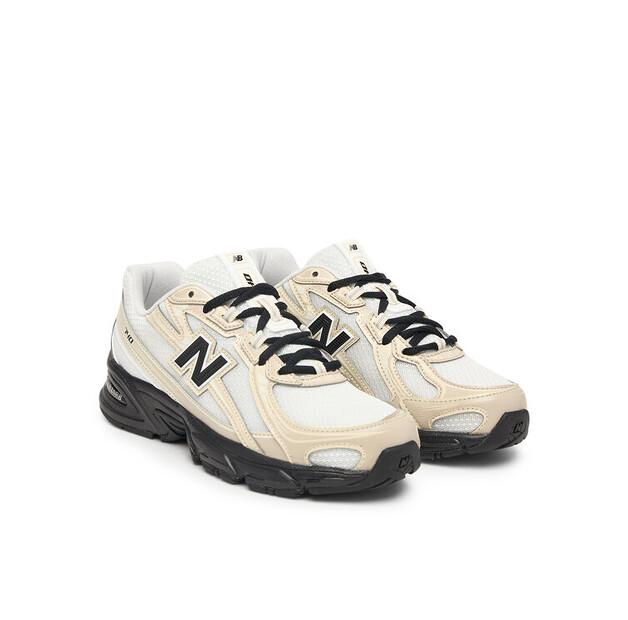 Кроссовки New Balance U7404OO