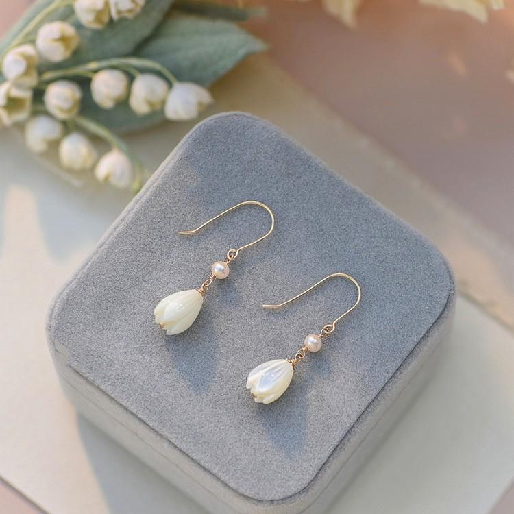 Recommended Jewelry Lily of the valley flowers, natural small pearls, purely handmade14K Gold-plated earrings, non-pierced ear clips, niche style