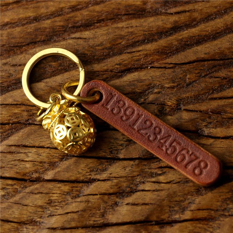 Ретро брелок для ключей автомобиля из гравированной коровьей кожи с индивидуальной биркой для номера телефона