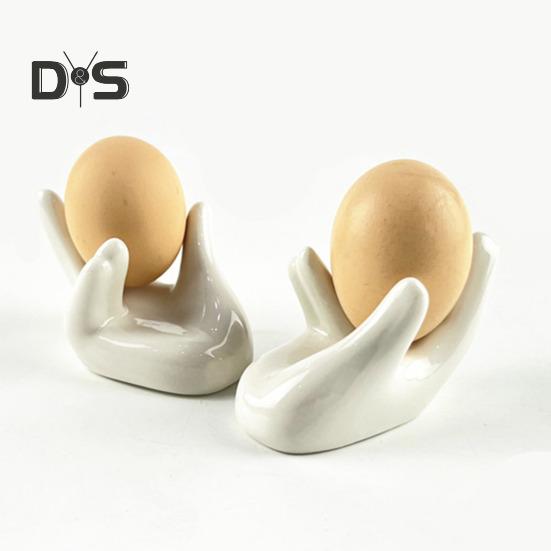 Подставка для яиц в форме руки. Прочная керамическая конструкция. Простая в уходе подставка для вареных яиц. Украшение стола.