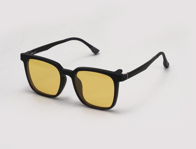 TJ2190 Unisex Three-in-One Magnetic Polarized Clip-on Sunglasses Set