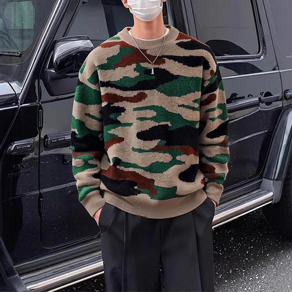 Korean Camouflage Round Neck Sweater: 2025 Autumn/Winter Men's Casual Knitwear Fashion.