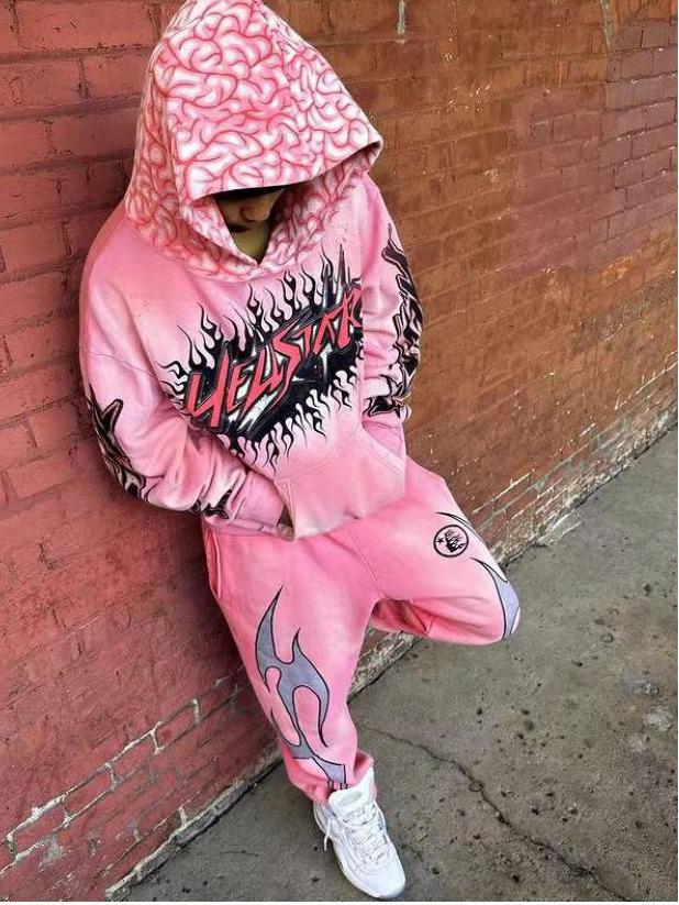 Ретро-худи Hellstars с ручной росписью в стиле граффити - Модный дизайн с эффектом облупившейся краски и окрашиванием в грязевые тона