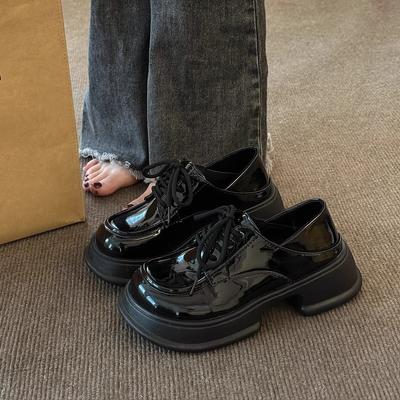 Женские новые универсальные туфли из маленькой кожи с круглым носком и шнуровкой, кожаные туфли-одинарки на платформе-маффин для женщин