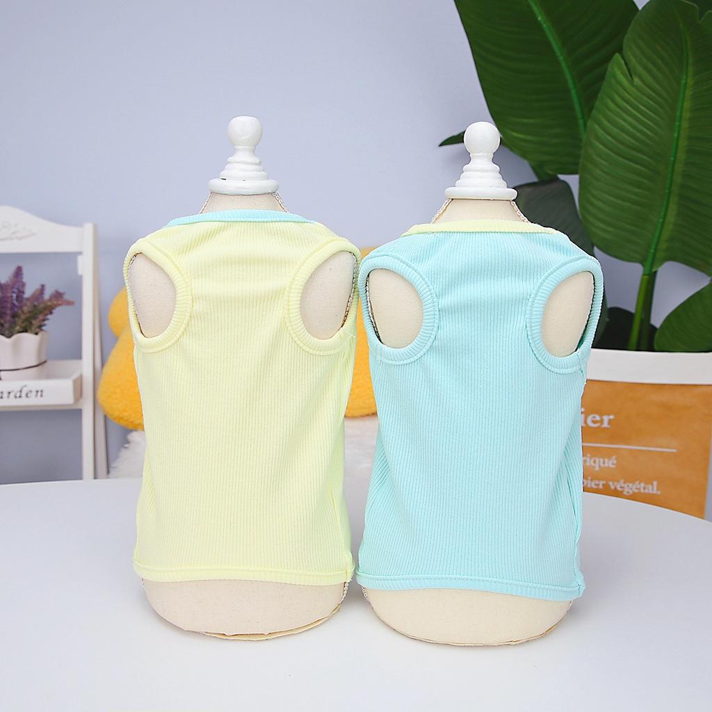 2023 Одежда для домашних животных, весенняя и летняя одежда для щенков, плюшевая одежда, жилет с кроликом, одежда для домашних животных, оптовая продажа, одежда для домашних животных, свитер для собак