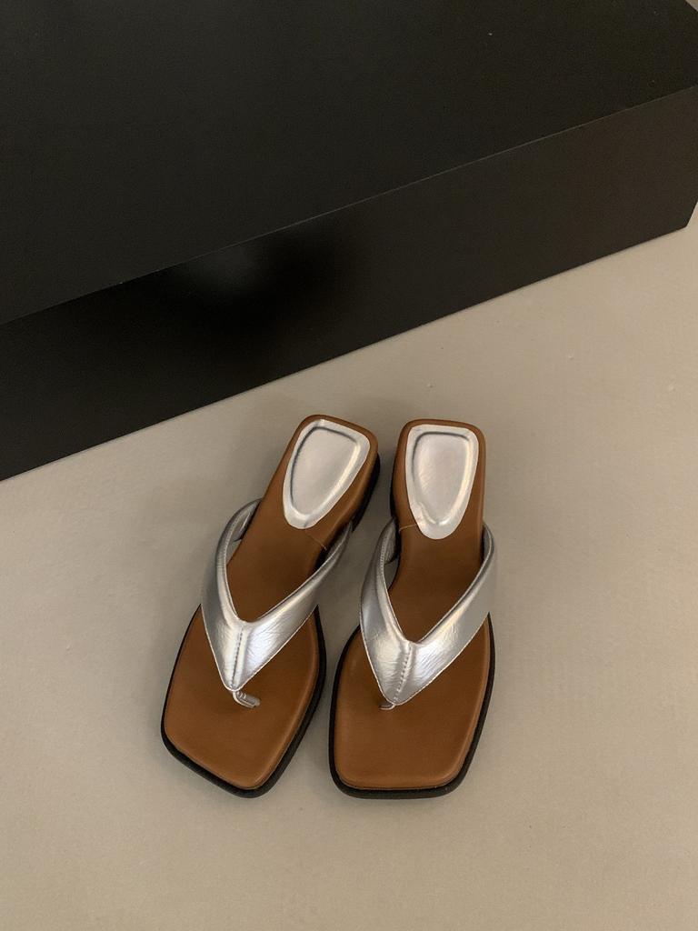 Крутые шлепанцы на толстой подошве и каблуке, женская уличная обувь с юбкой, пляжные шлепанцы-сандалии