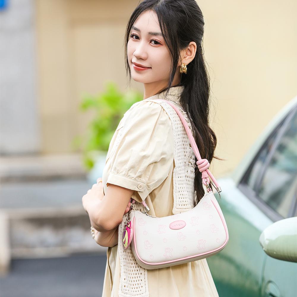 New Disney Strawberry Bear Series PU Shoulder Bag Regular Women's White/Pink BMK-71537W