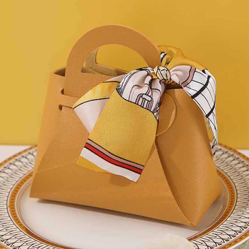 Creative Leather Gift Bags Bow Ribbon Packaging Bag Wedding Favour Bags Candy Packaging Box Mini Handbag Birthday Party Decor