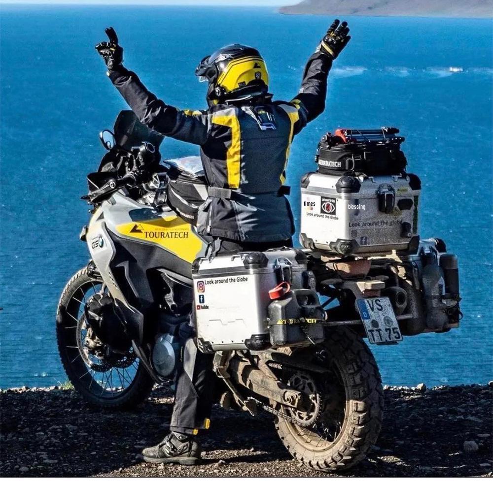 Универсальные мотоциклетные алюминиевые боковые кофры – Водонепроницаемые, Противоударные, Быстросъемные (18 л/28 л/35 л)