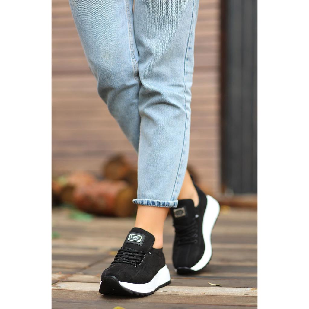 Кроссовки Parla Белые