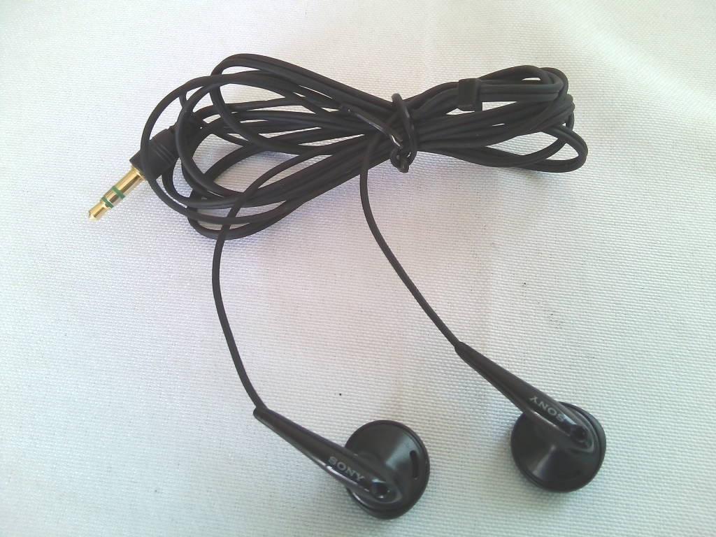 Sony Стереонаушники MDR-E0921 Отличное состояние Рабочее состояние