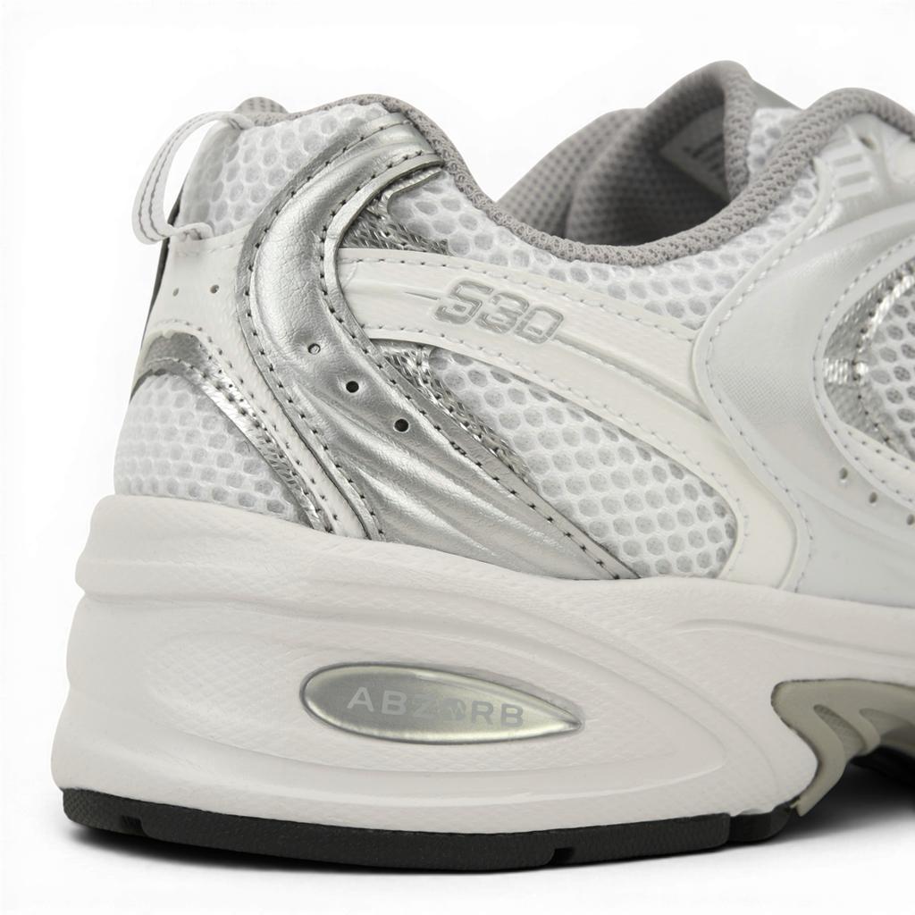 New Balance 530 Бело-серебристые мужские кроссовки Munsell-White Silver-Metallic MR530EMA