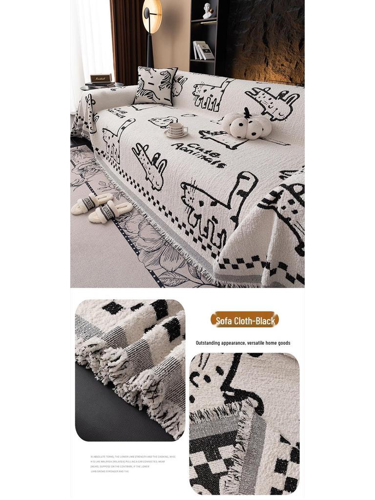 Плюшевый нескользящий кремовый чехол на диван на все четыре сезона