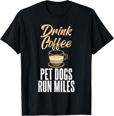 Пей Кофе домашние Собаки бегают Мили Бегун на Марафоне Футболка Подарок Унисекс Футболка
