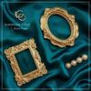 Elegant INS Golden Retro Photo Frame Ornaments Vintage Small Jewelry Positioning Frame Jewelry Display Props Home Decoration