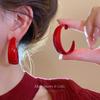 Серьги в стиле ретро Ankola Red C-образной формы — тренд осени и зимы 2025 года, стиль «Ниш»