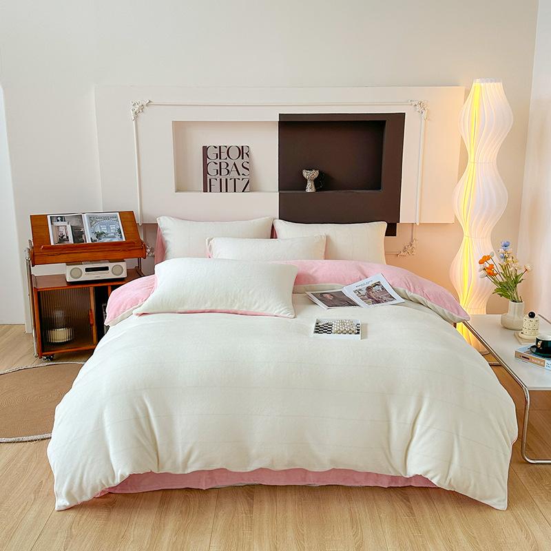 Double-sided Milk Fleece Four-piece Set, Thickened Coral Fleece Bed Linen, Fleece Thermal Flannel Quilt Cover