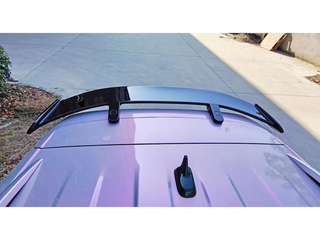 Универсальный задний спойлер и дефлектор для хэтчбеков