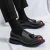 Черные туфли из кожи в стиле business casual с большой головой, мужские, корейская версия, лоферы на платформе с кисточками, мужские туфли из маленькой кожи для ночного клуба, увеличивающие рост