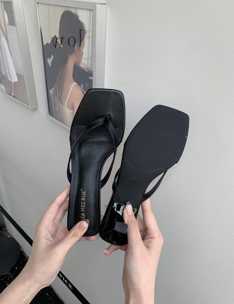 Flip-flops Women's Summer Wear 2025 New Toe Square Kitten and French Internet Celebrity Medium Heel Sandals Half Tray