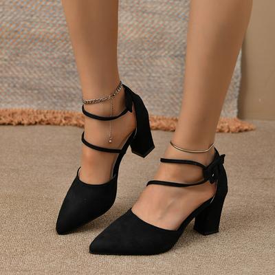 Весенняя и летняя обувь. Туфли с острым носком и пряжкой. Замшевые босоножки на толстом каблуке. Туфли на одинарной обуви.