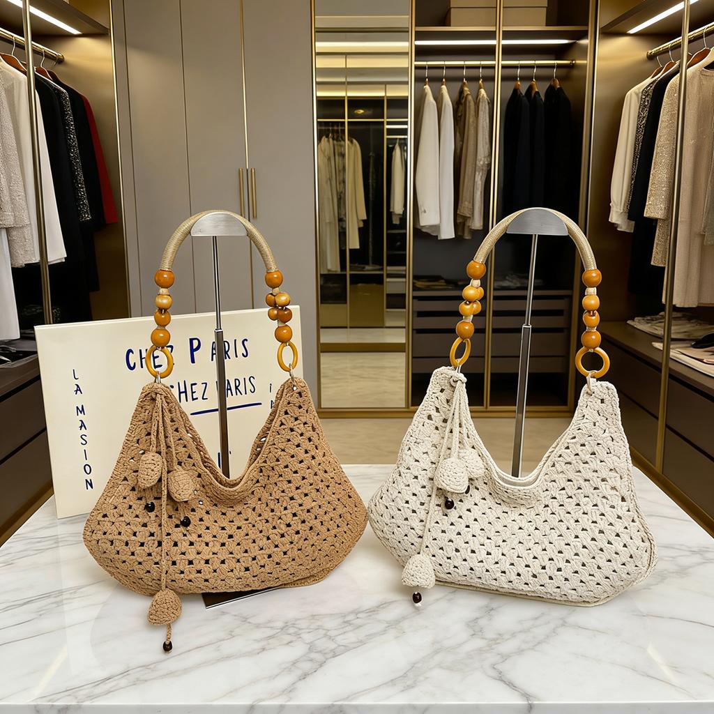 Summer Large Capacity Vacation Handbag Bohemian Hollow Out Tassel Beach Shoulder Bag Sweet Solid Straw Woven Tote Bag for Women