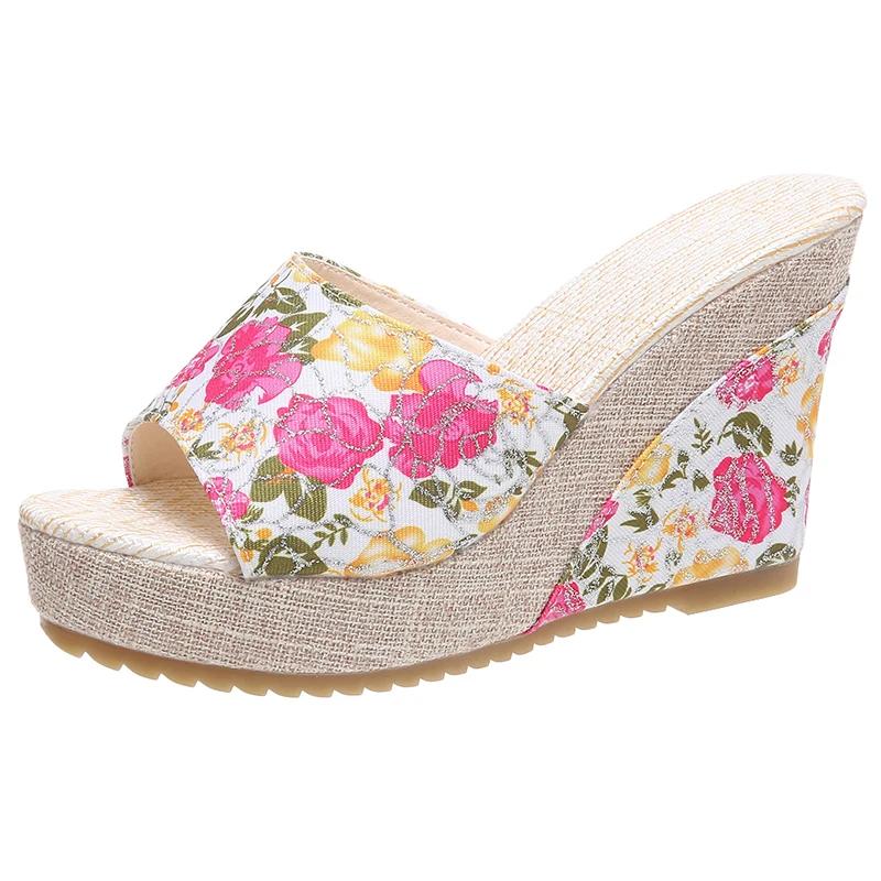 Летняя женская обувь, модные женские тапочки с открытым носком и цветными блоками на высоком каблуке, повседневная пляжная обувь большого размера с цветочным принтом