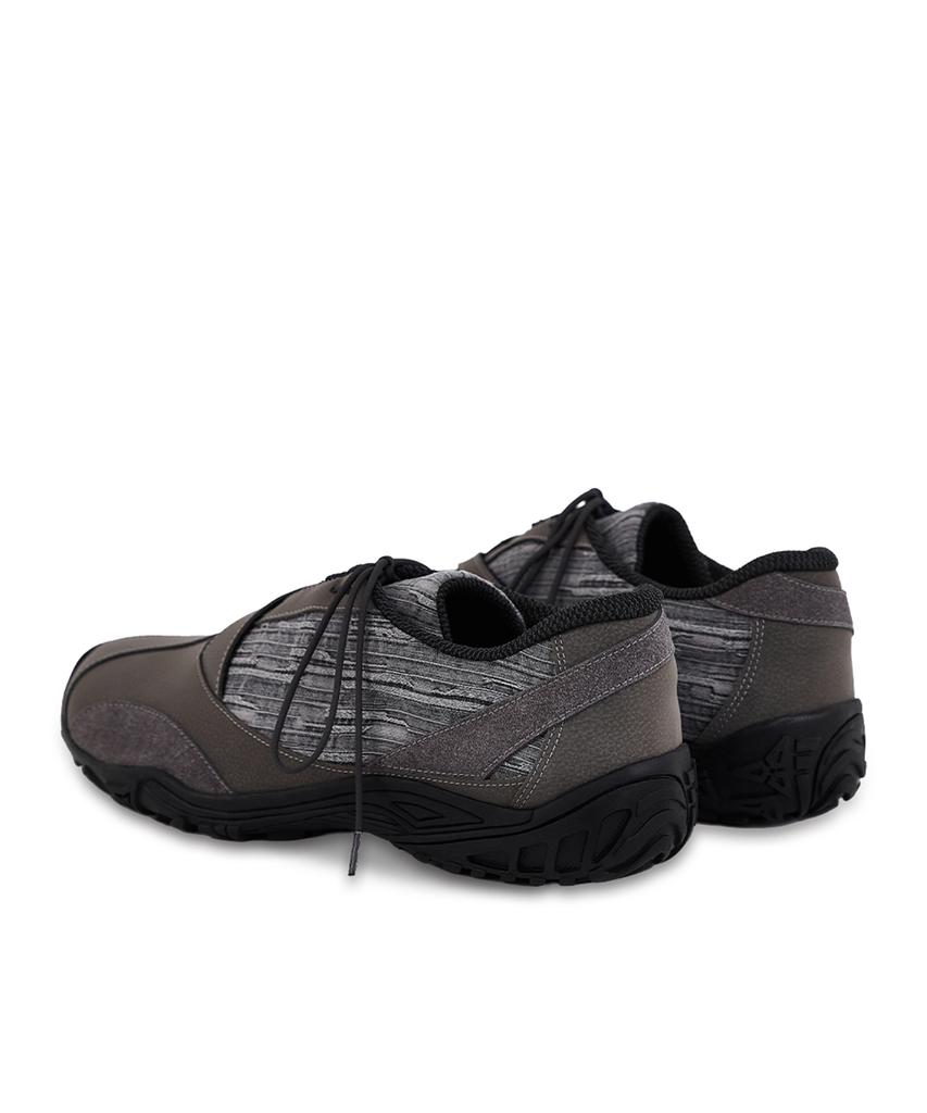 Negative Three Asymmetry No.3 Sneakers_Grey