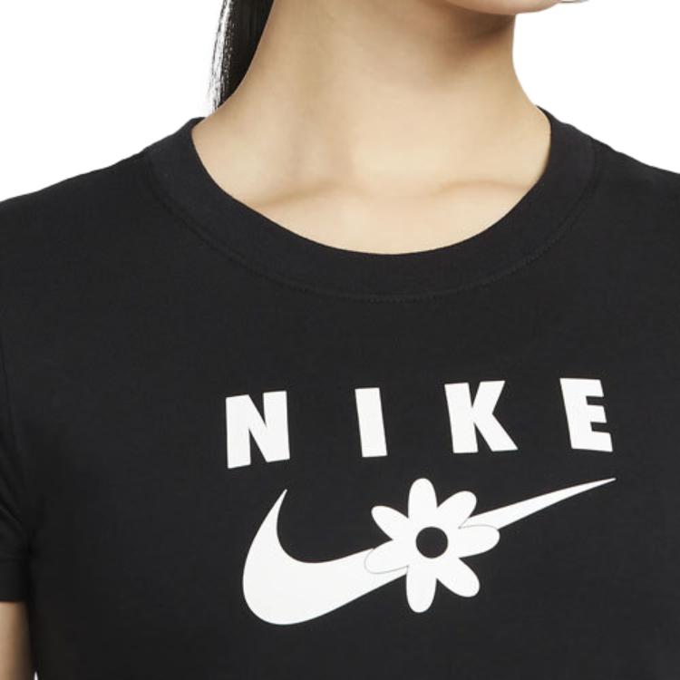 Nike Спортивная одежда Футболка с логотипом Daisy с круглым вырезом и короткими рукавами Женские топы Черные DN5859-010