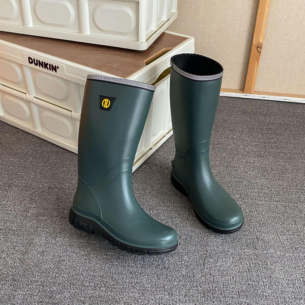 Men's Four Seasons Waterproof Anti-Skid High-Top Rubber Boots for Rain, Car Washing, and Fishing.