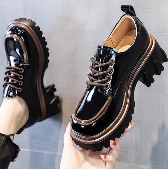 2024 Новые британские туфли в колледже, маленькие кожаные туфли, женские туфли в стиле ретро Мэри Джейн, толстые нескользящие мокасины на высоком каблуке