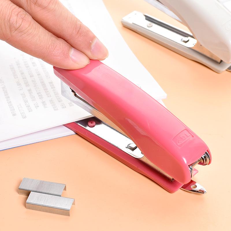 Эффективный Нет. 10 мини- и больших степлеров для офиса и канцелярских нужд