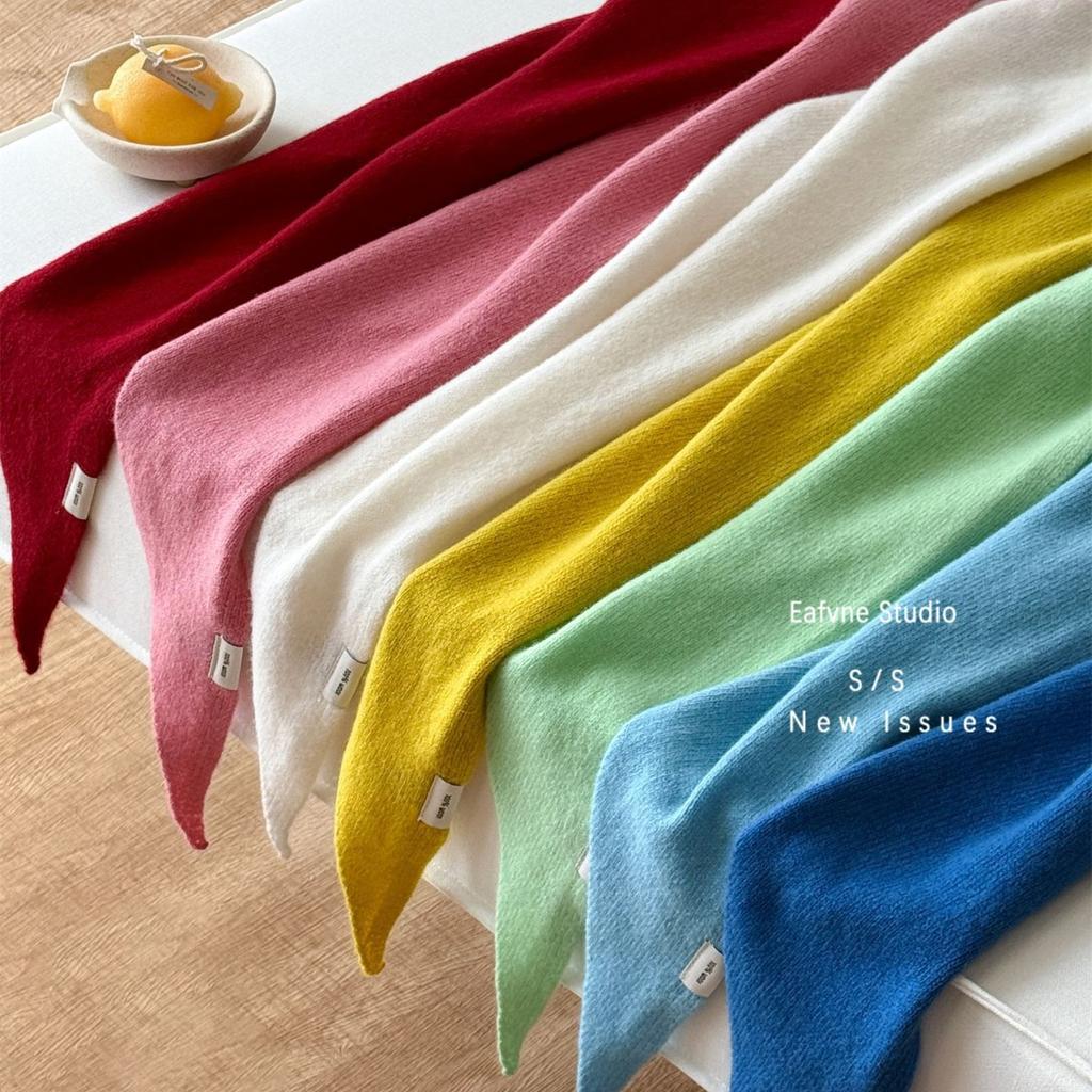 A Versatile and Warm Neckerchief Headscarf Shawl and Scarf for Women In Autumn and Winter