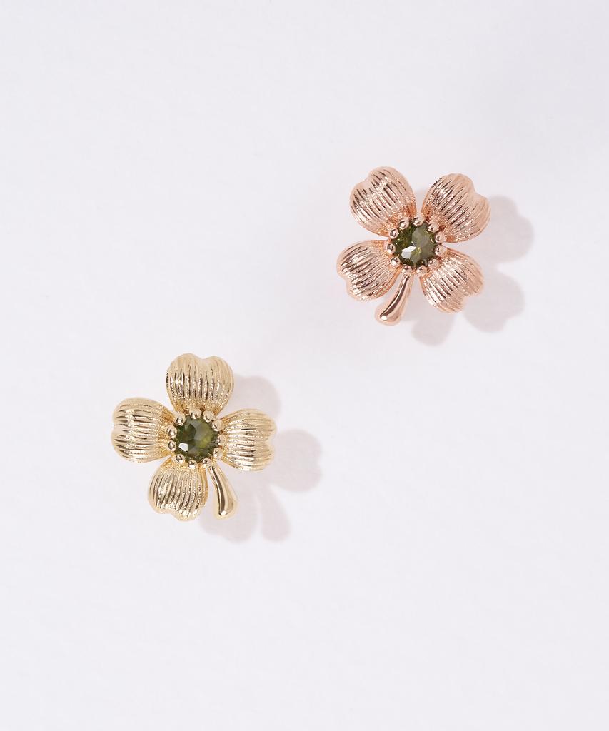 Dorocy 14K Antique Clover Diamond Piercing