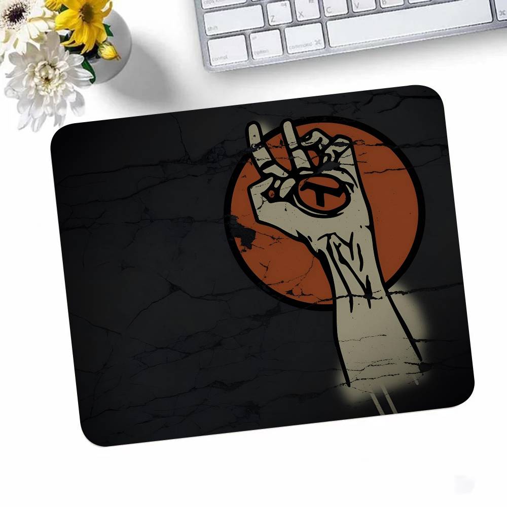 Игровой коврик для мыши Half-Life Маленький коврик для мыши с заблокированным краем Для геймеров Настольный коврик для компьютера Прямоугольный Противоскользящий Резиновый